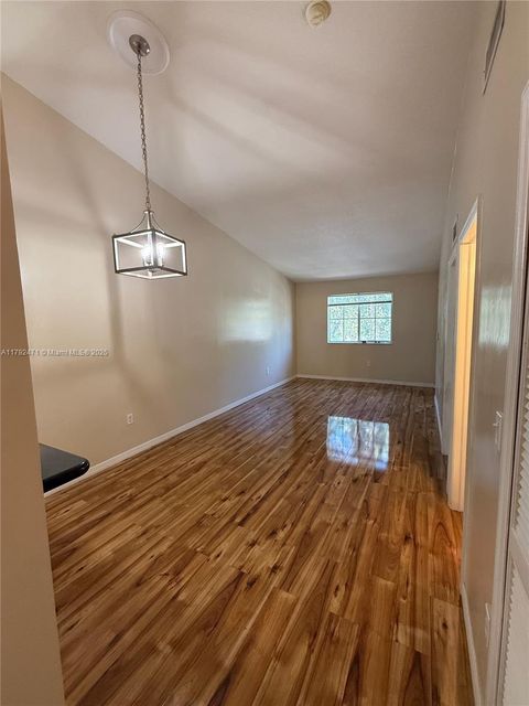 1300 SE 29th St 205 Homestead FL 33035