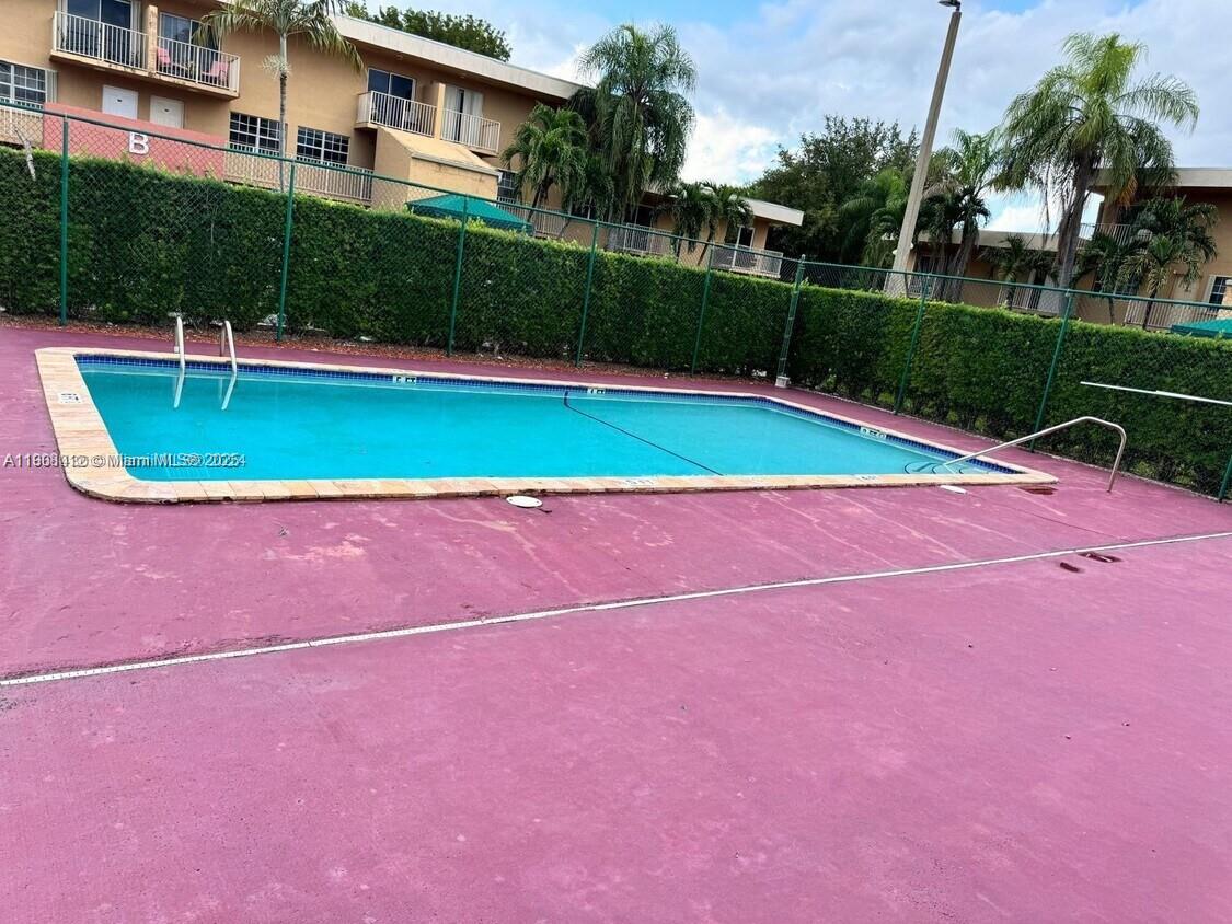 SUNRISE AT SUNSET VIEW CO - Residential Lease