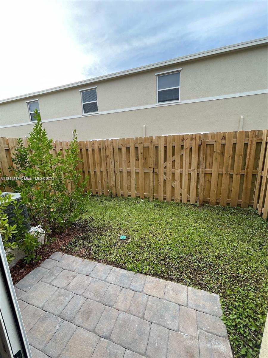 FVP SUBDIVISION - Residential Lease