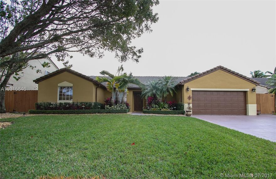 Rare 4/2 home available in the sought after Three Lakes community. This spacious home comes with a private pool, stainless steal appliances, two car garage, gorgeous tile in common areas, wood floors in bedroom, and large backyard perfect for entertaining.
