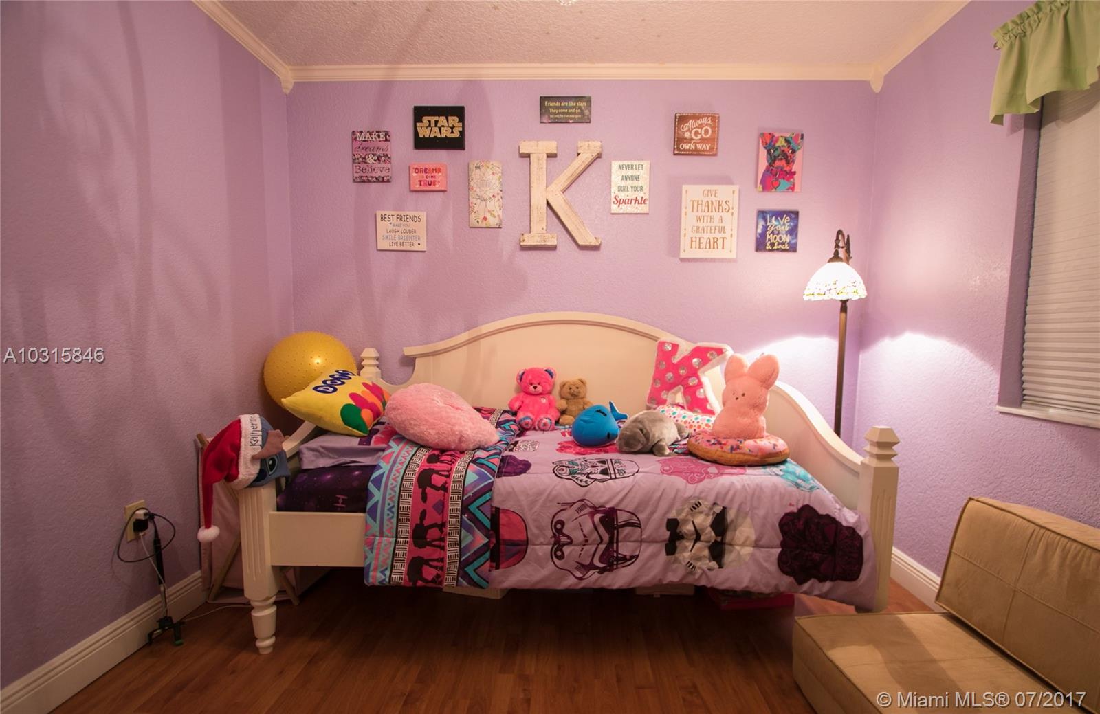 THREE LAKES - Residential Lease