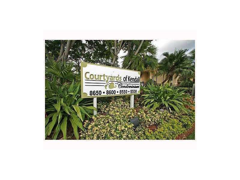 GREAT 2/2 CONDO UNIT LOCATED AT COURTYARDS AT KENDALL. AMAZING GATED COMMUNITY W/ PLAYGROUND POOL AND MUCH MORE. VERY CLOSE TO PUBLIX, BUS LINES, BANKS ETC.