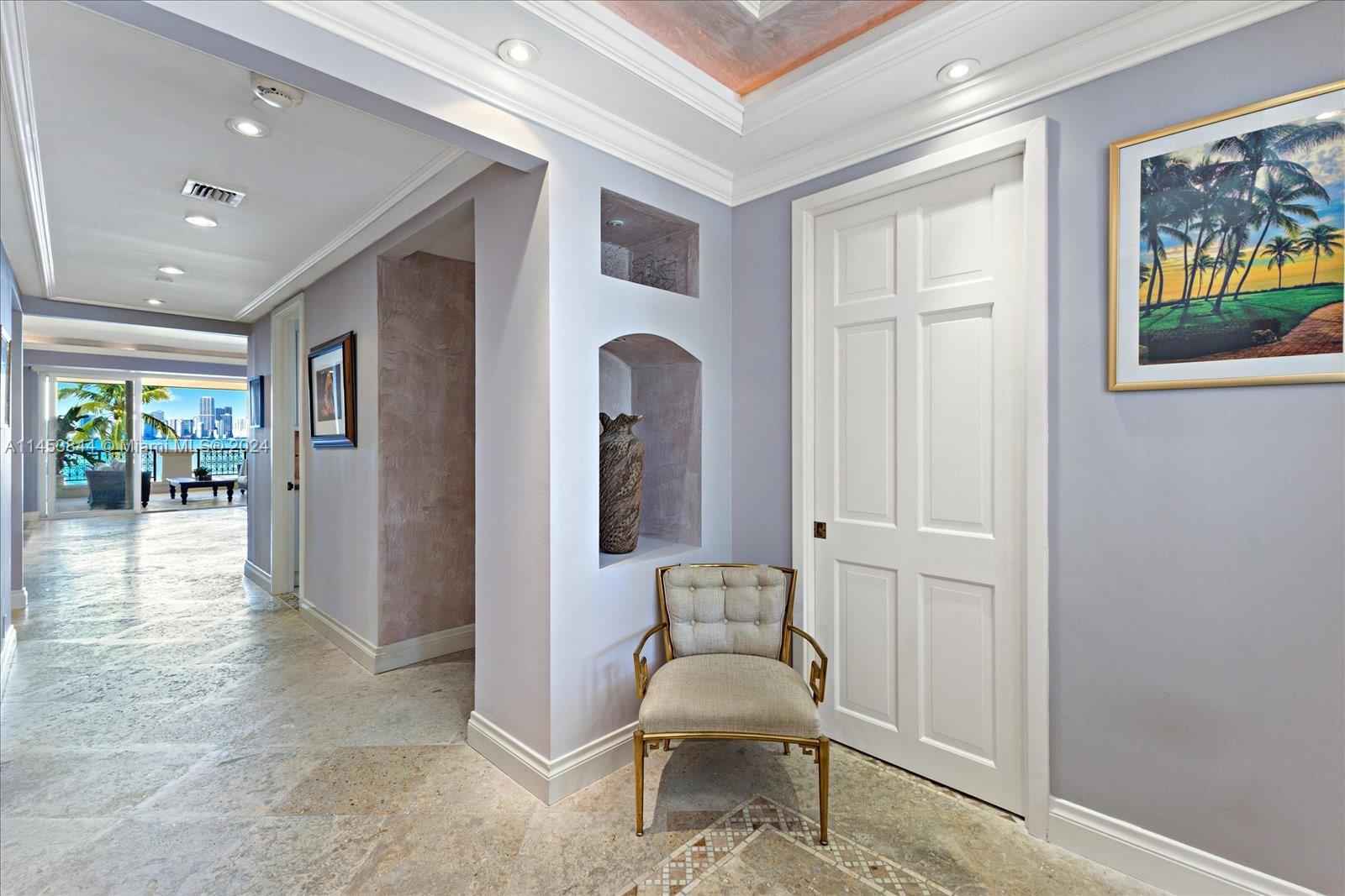 BAYVIEW AT FISHER ISL CON - Residential