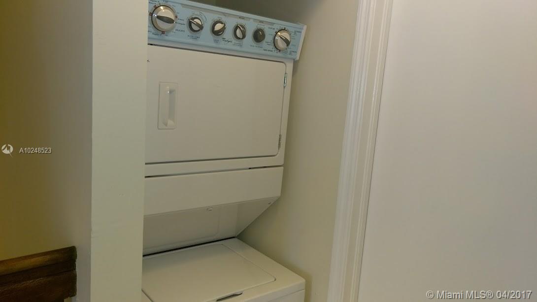 WEITZER SERENA LAKES TOWN - Residential Lease