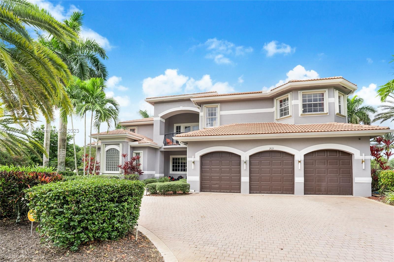 Welcome to this luxurious waterfront estate located in the gated community of Long Lake Ranches. This stunning 5-bedroom and 7-bathroom plus office boasts over 6200 sf of living space and sits comfortably on a 35,000 sqft lot. With a resort-like backyard & pool, there is plenty of room for entertaining overlooking the lake. The floors have been updated throughout for a contemporary look and the spacious open floorplan provides a bright and expansive feel. The gourmet kitchen has been renovated for a sleek clean look including a center island, and top-of-the-line stainless steel appliances. Retreat to the primary suite with a spa-like bathroom or enjoy a theater-style media room and loft space. This home provides a Vacation style of living in a secure gated community.
