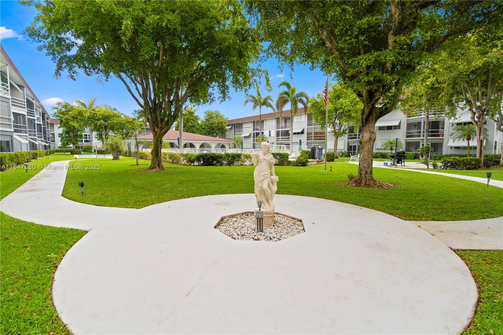 DEERFIELD BEACH GARDENS C - Residential