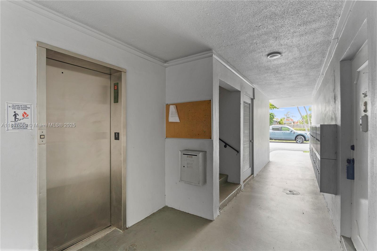 DEERFIELD BEACH GARDENS C - Residential