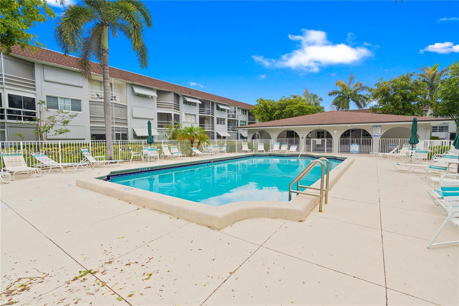 DEERFIELD BEACH GARDENS C - Residential