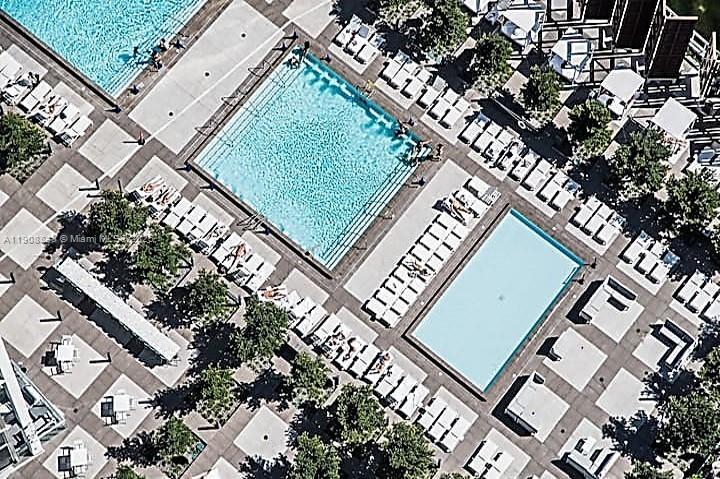 ICON BRICKELL CONDO NO 3 - Residential