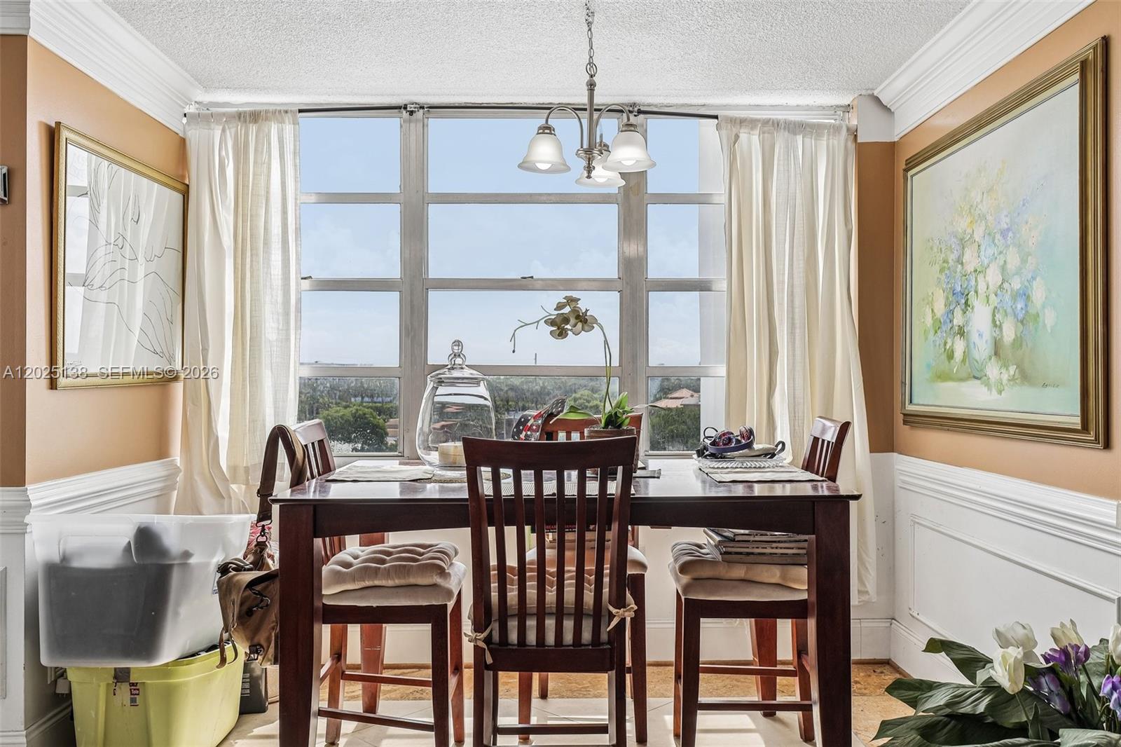 COMMODORE PLAZA CONDO - Residential