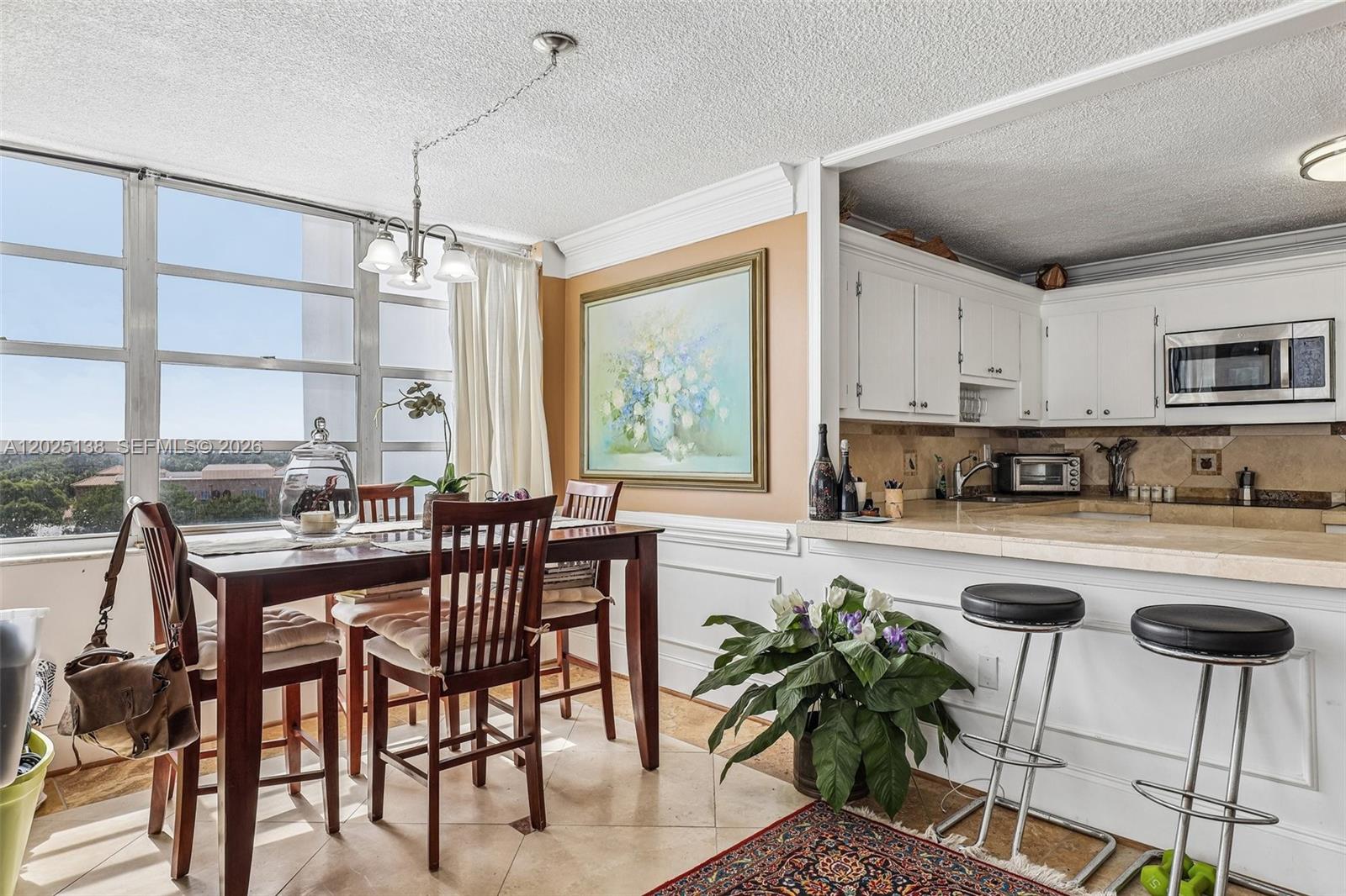 COMMODORE PLAZA CONDO - Residential