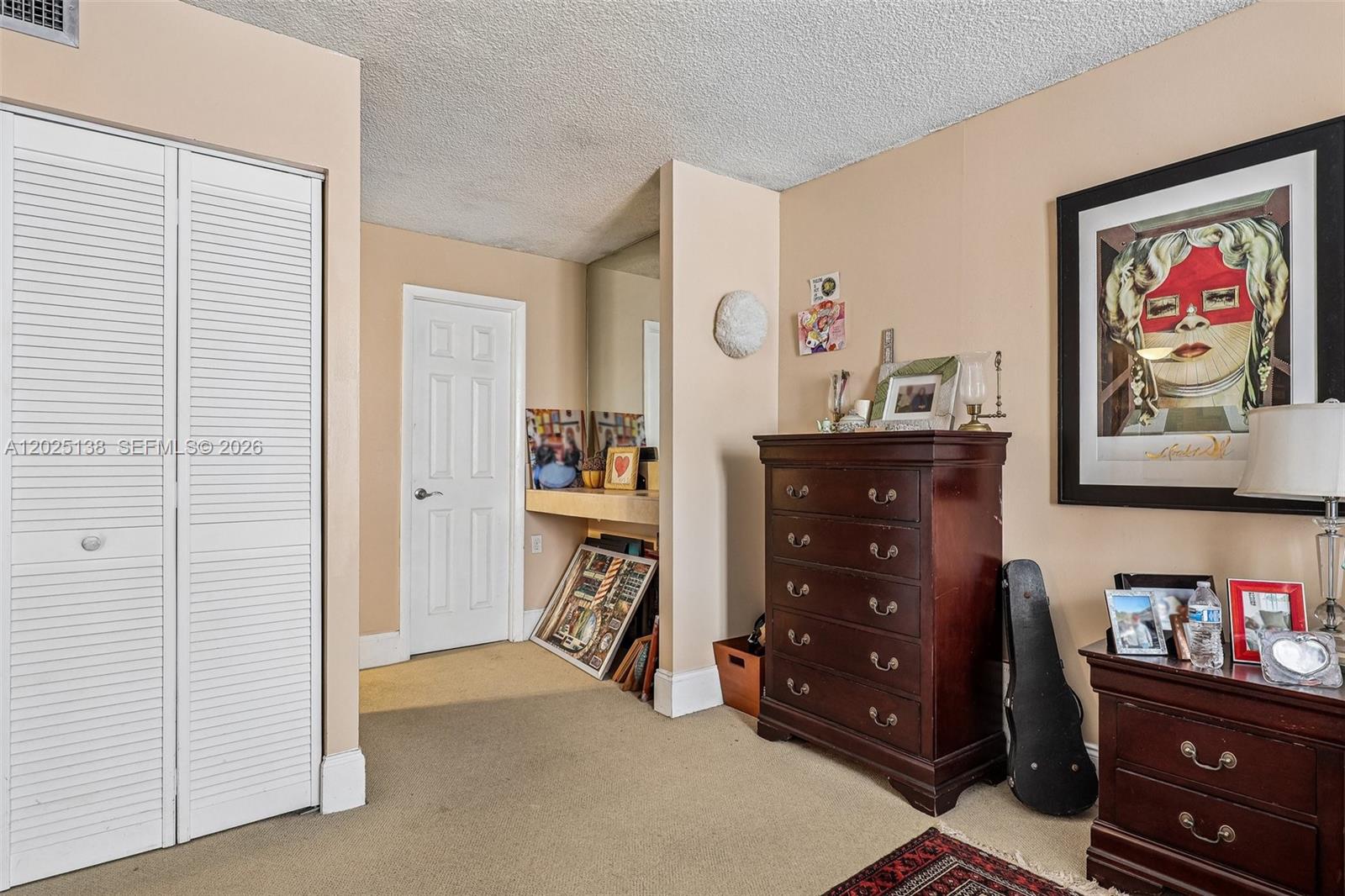 COMMODORE PLAZA CONDO - Residential