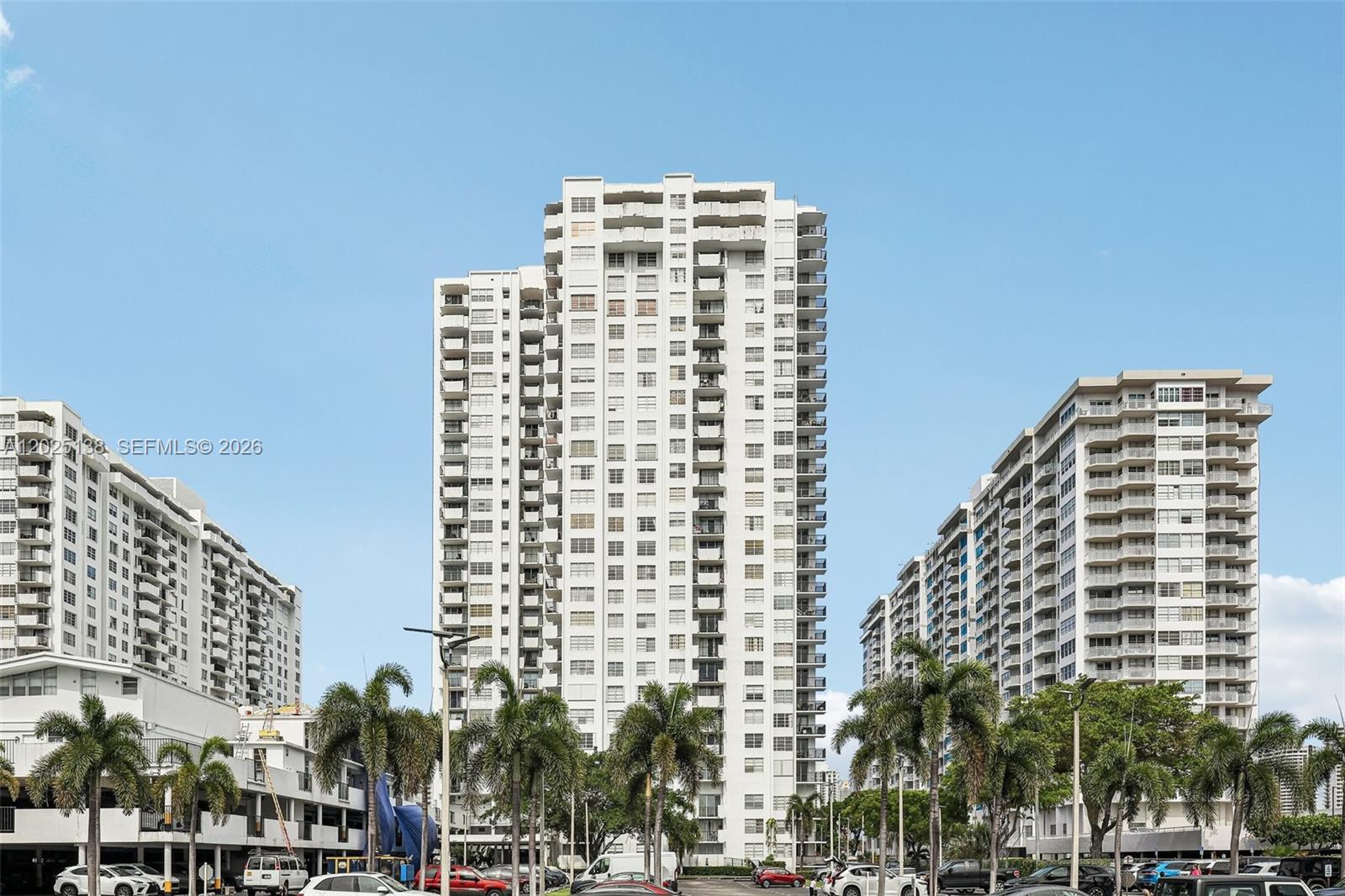 COMMODORE PLAZA CONDO - Residential