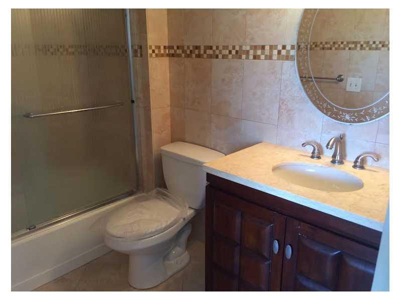 CORAL KEY CONDO - Residential Lease