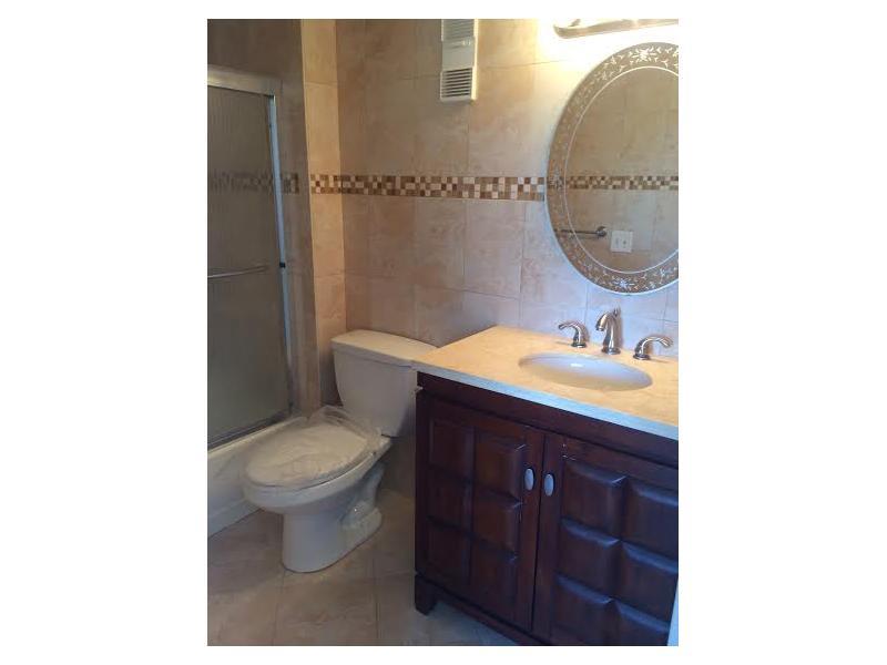 CORAL KEY CONDO - Residential Lease