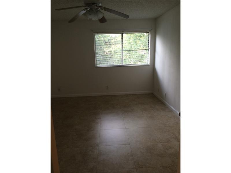 CORAL KEY CONDO - Residential Lease