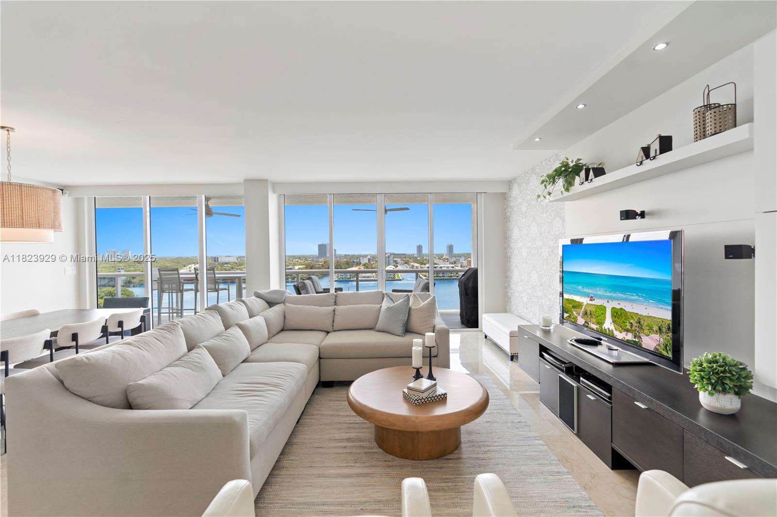 17050 N Bay Rd PH1201