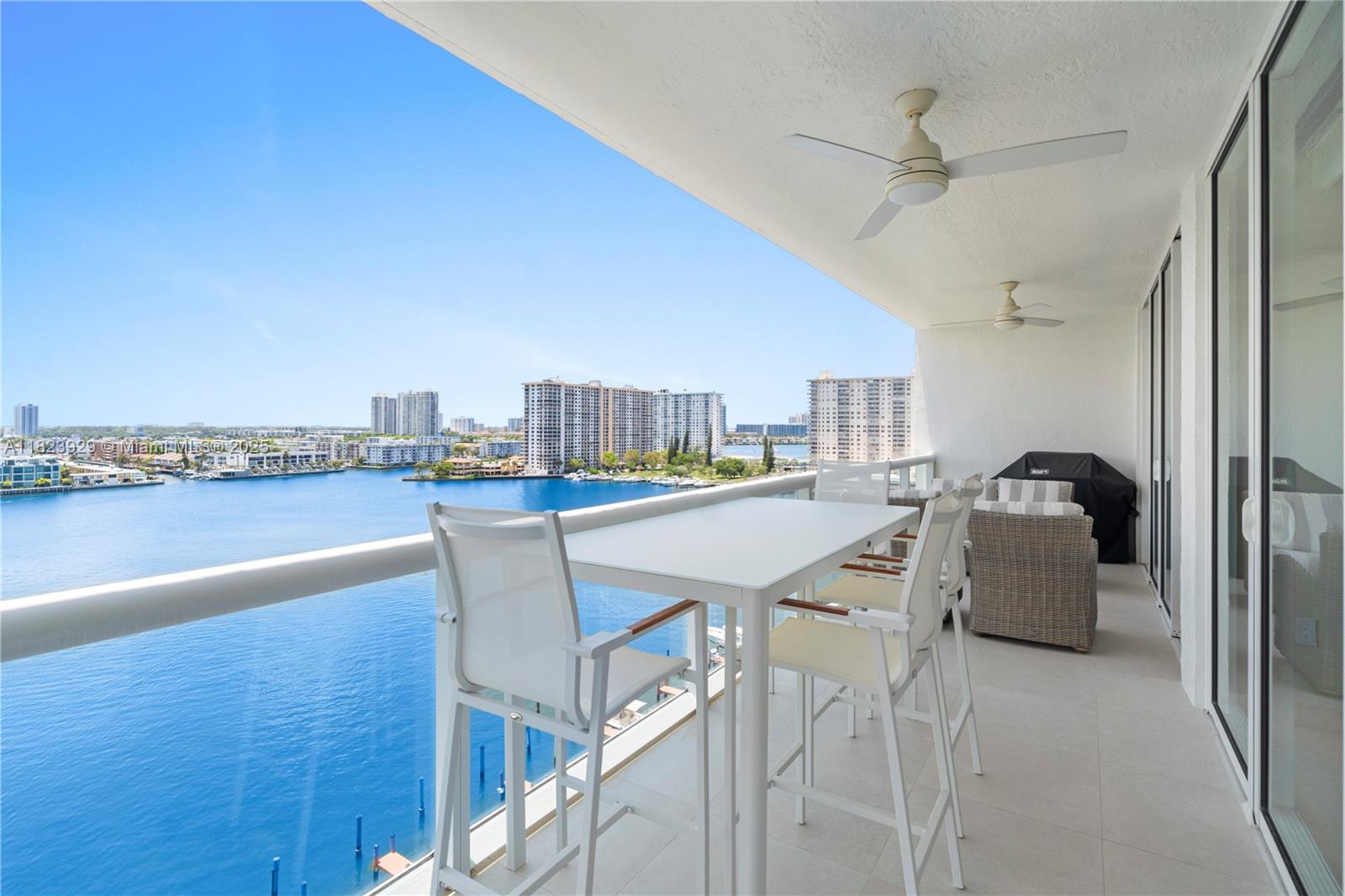 GOLDEN BAY CLUB CONDO - Residential