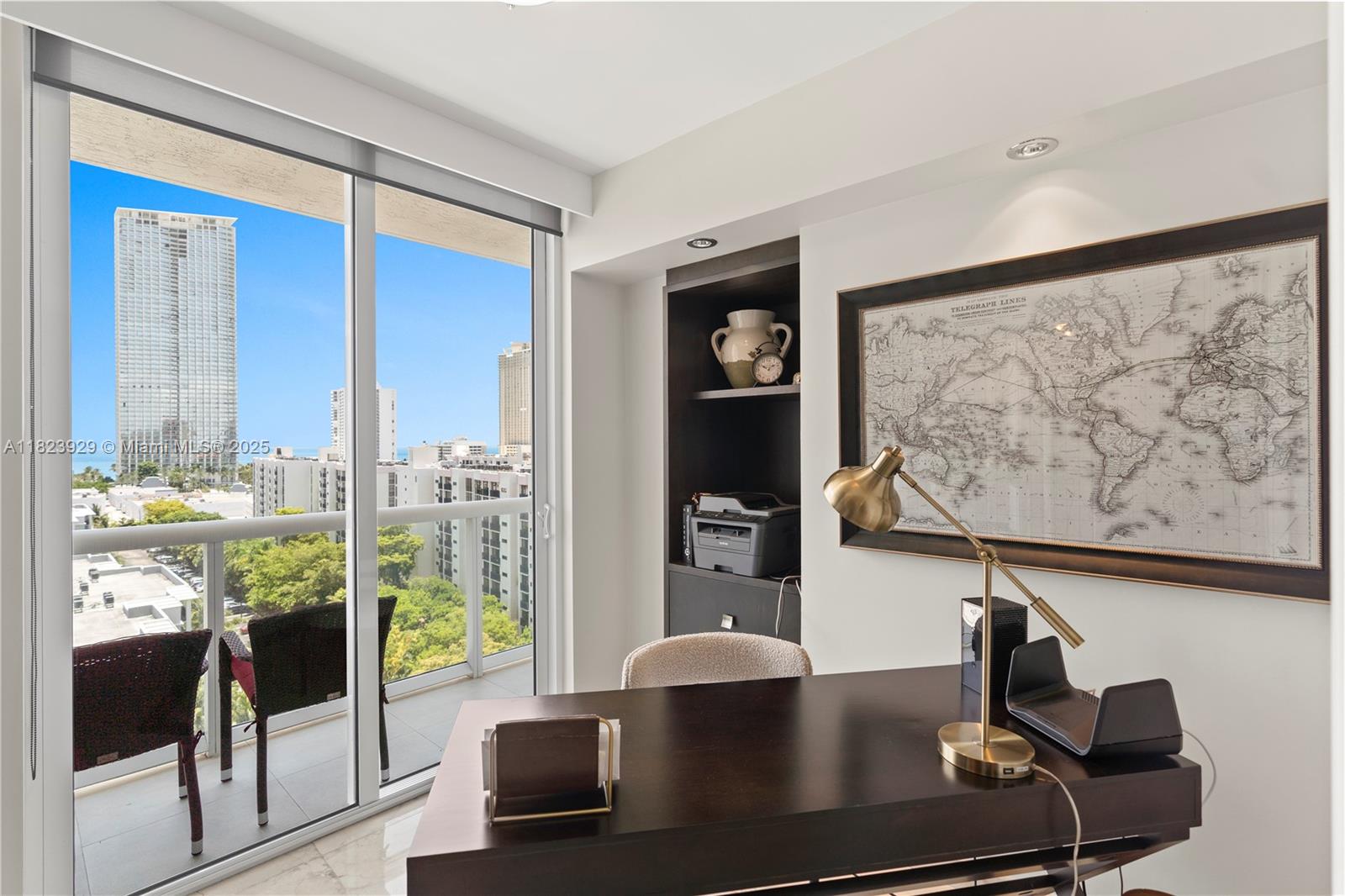 GOLDEN BAY CLUB CONDO - Residential