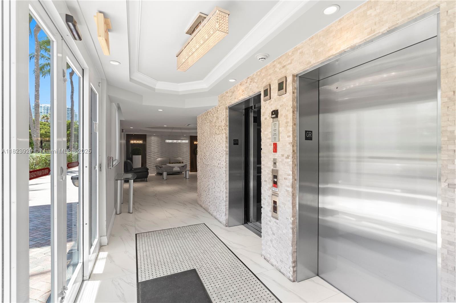 GOLDEN BAY CLUB CONDO - Residential