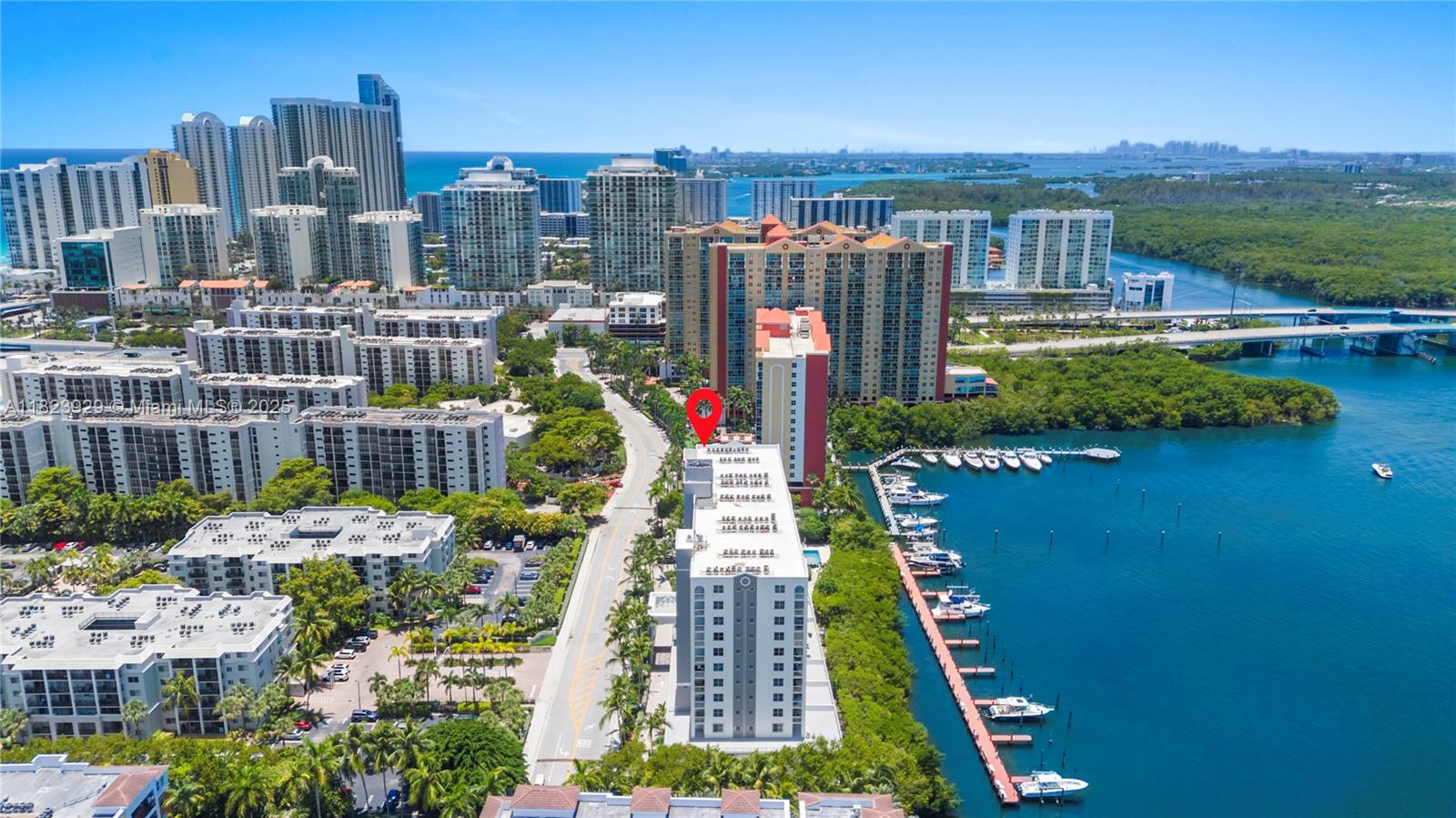 GOLDEN BAY CLUB CONDO - Residential