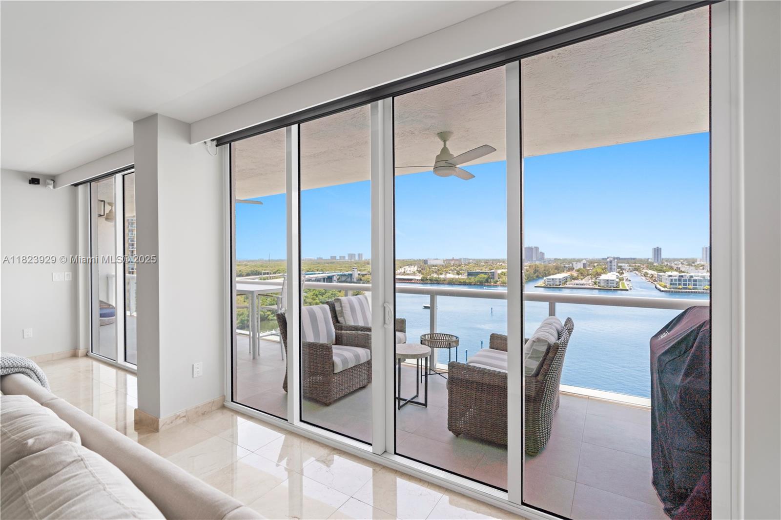 GOLDEN BAY CLUB CONDO - Residential