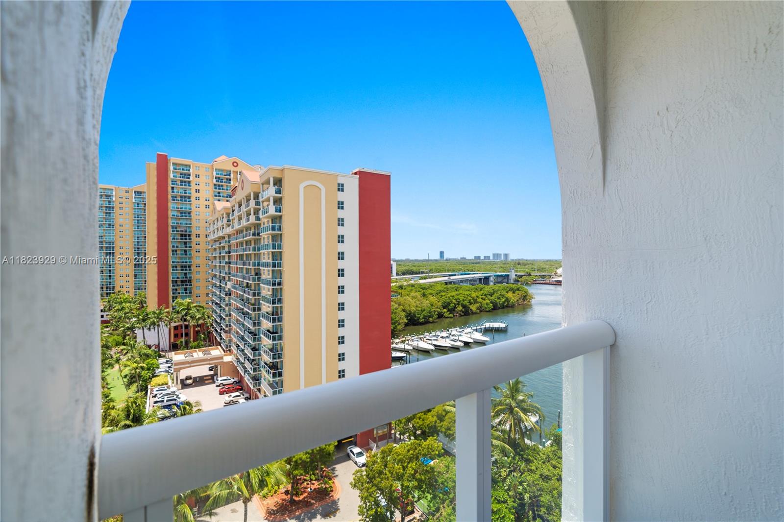 GOLDEN BAY CLUB CONDO - Residential