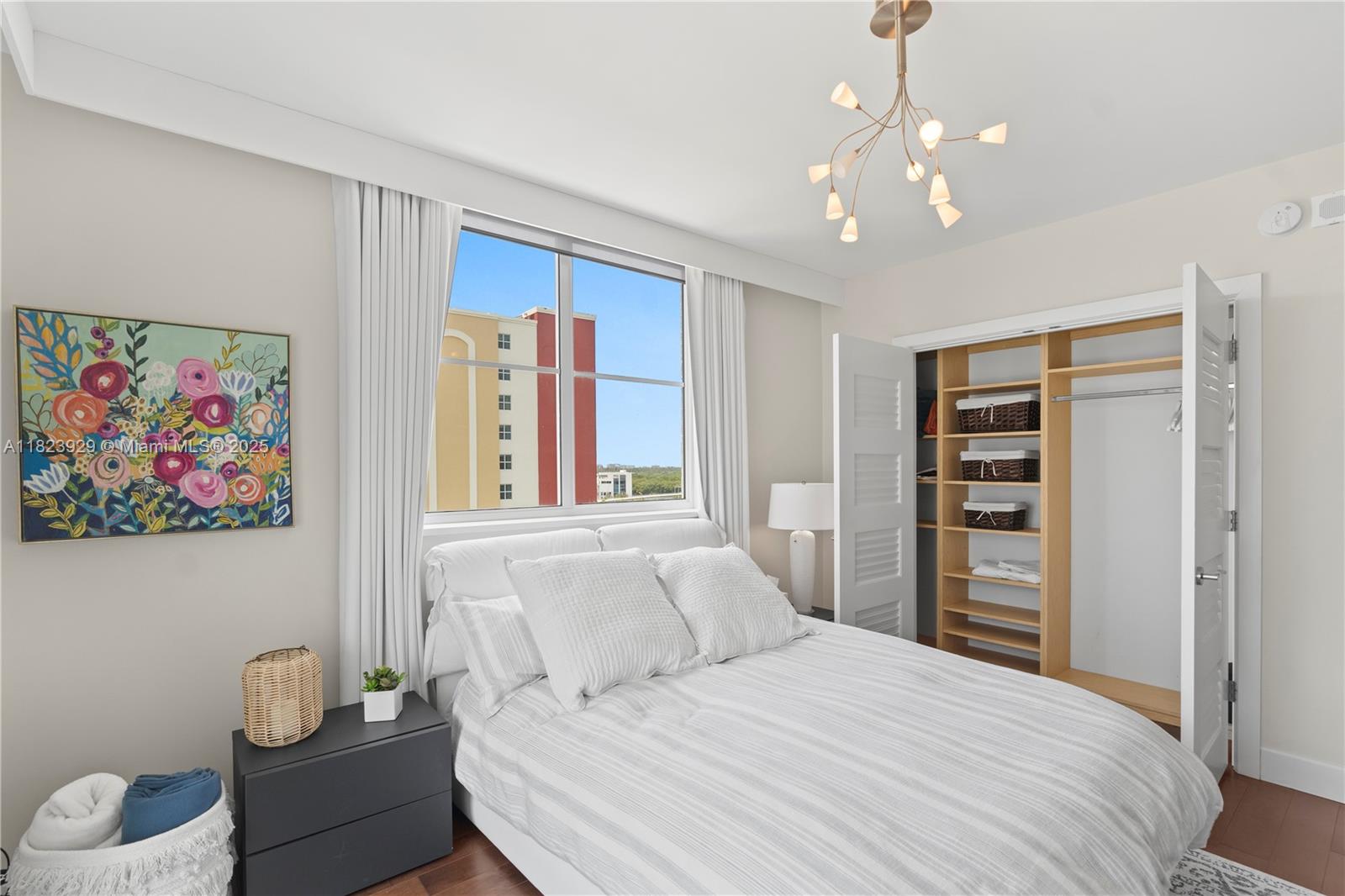 GOLDEN BAY CLUB CONDO - Residential