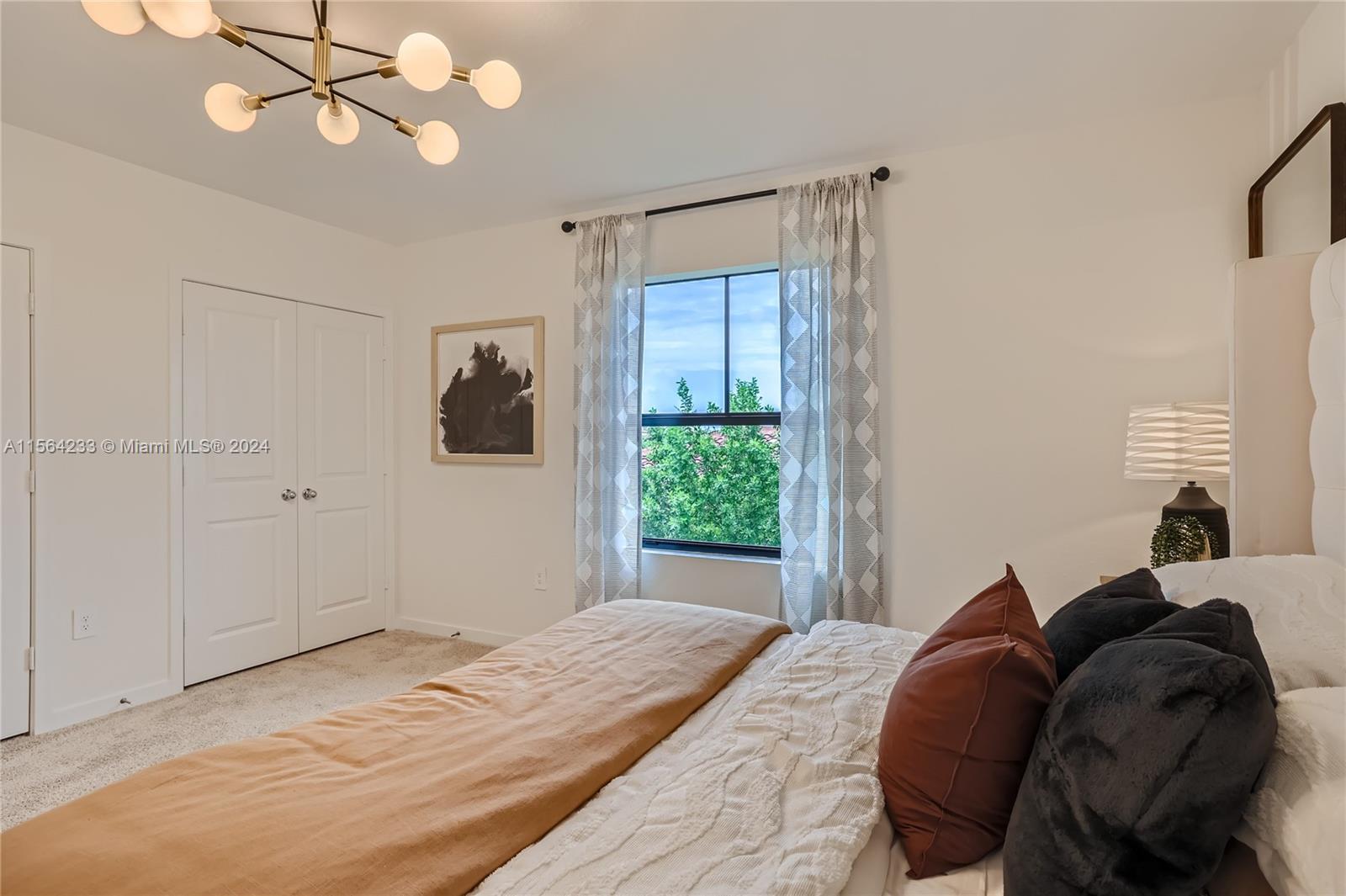 Sebastian Isles - Residential