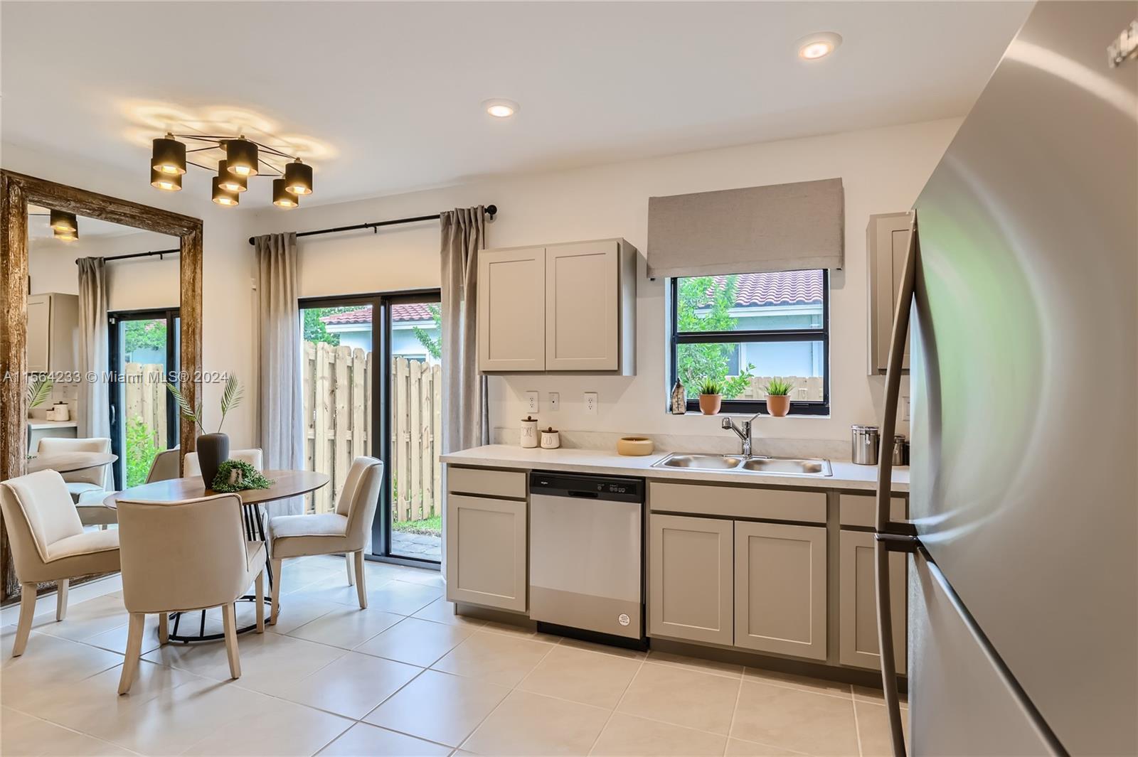 Sebastian Isles - Residential