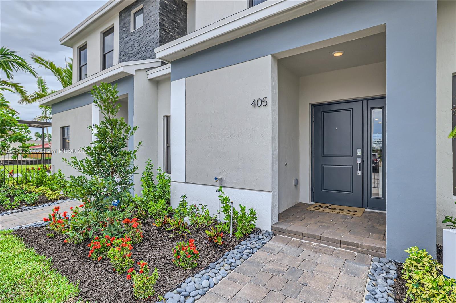 Sebastian Isles - Residential