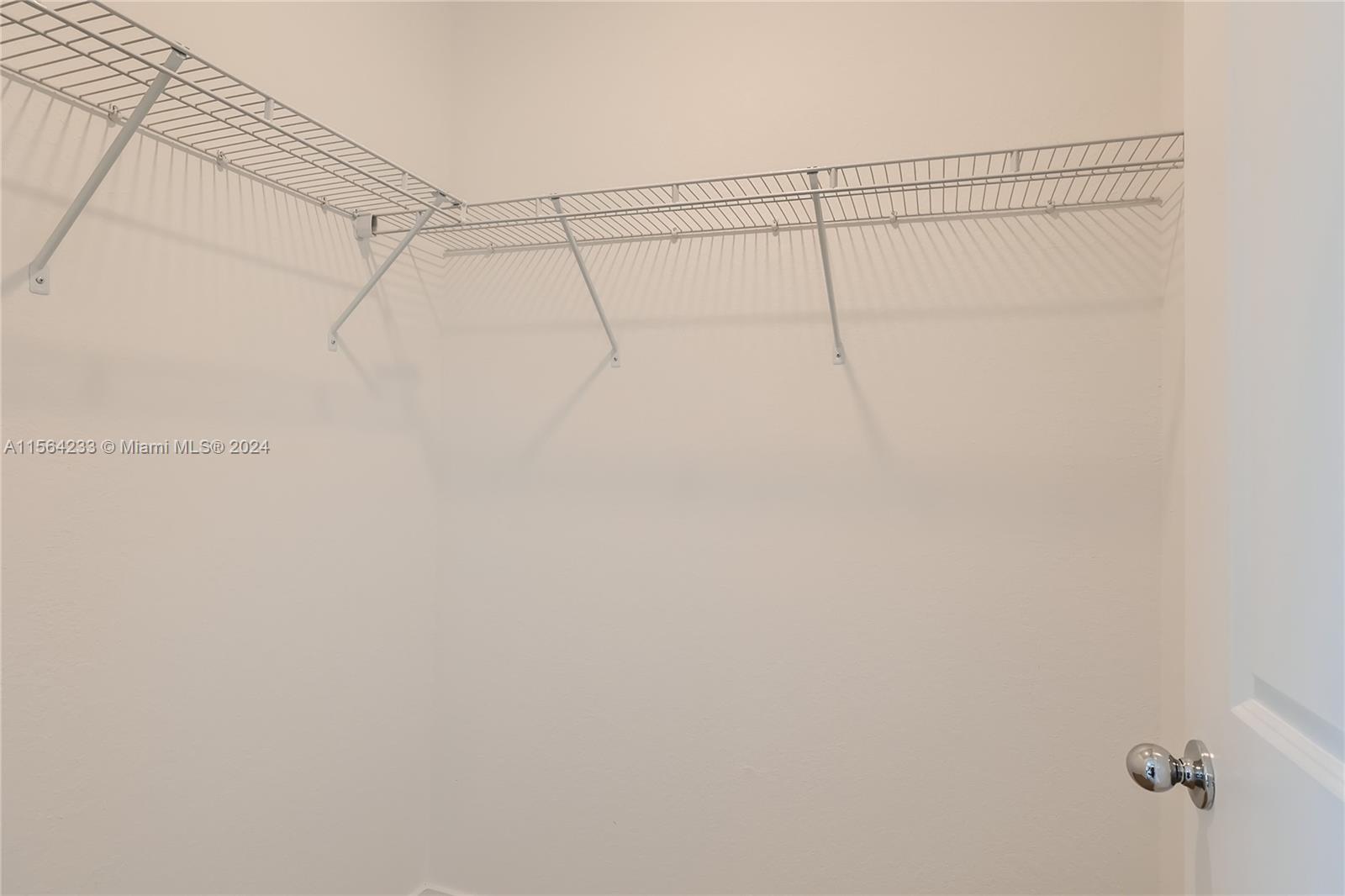 Sebastian Isles - Residential