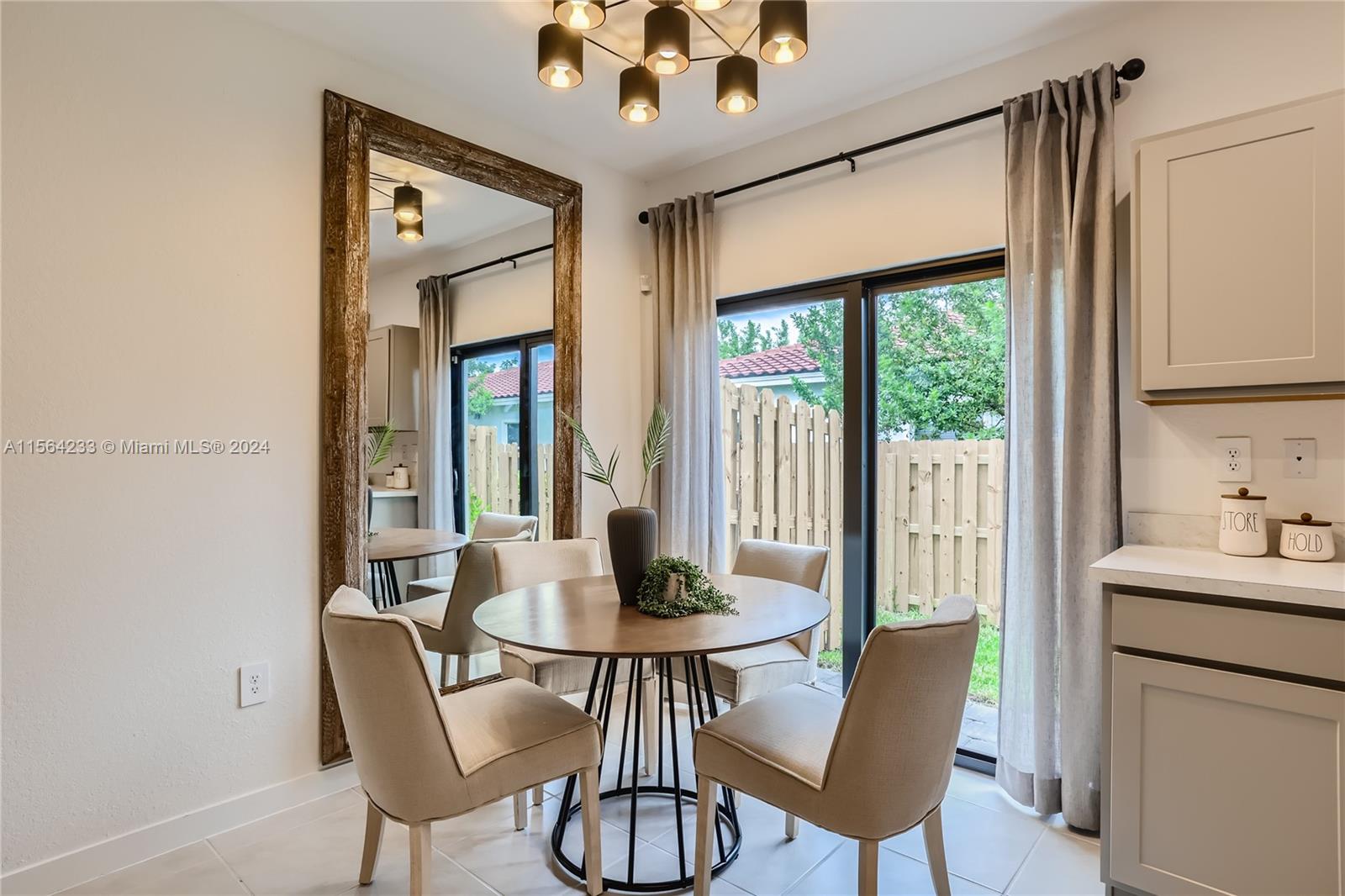 Sebastian Isles - Residential