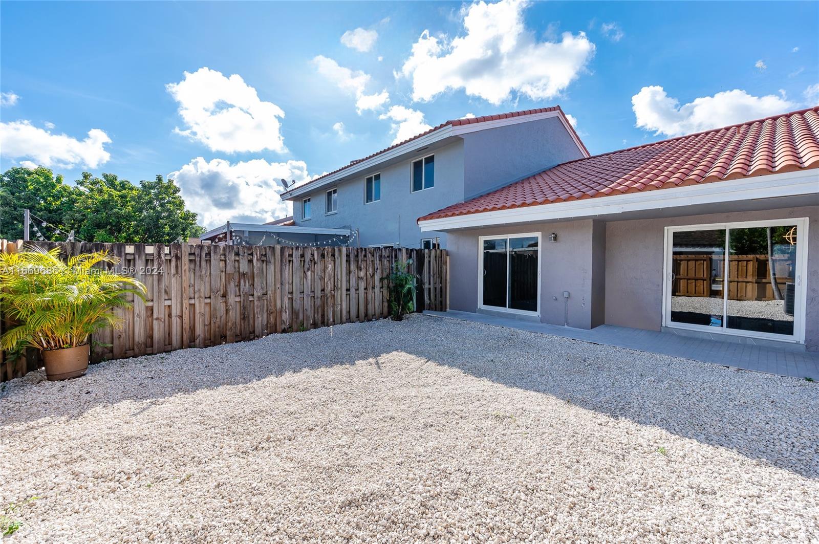 BARCLAY ESTATES 1ST ADDN - Residential