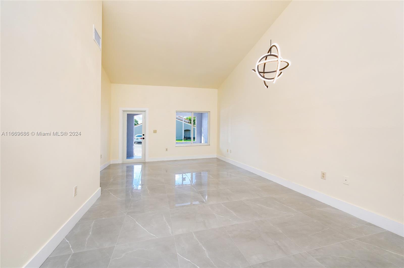 BARCLAY ESTATES 1ST ADDN - Residential