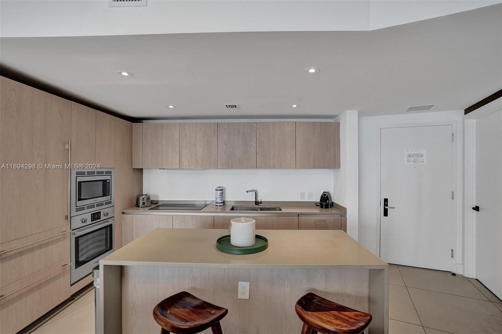 4111 SOUTH OCEAN DRIVE CO - Residential Lease