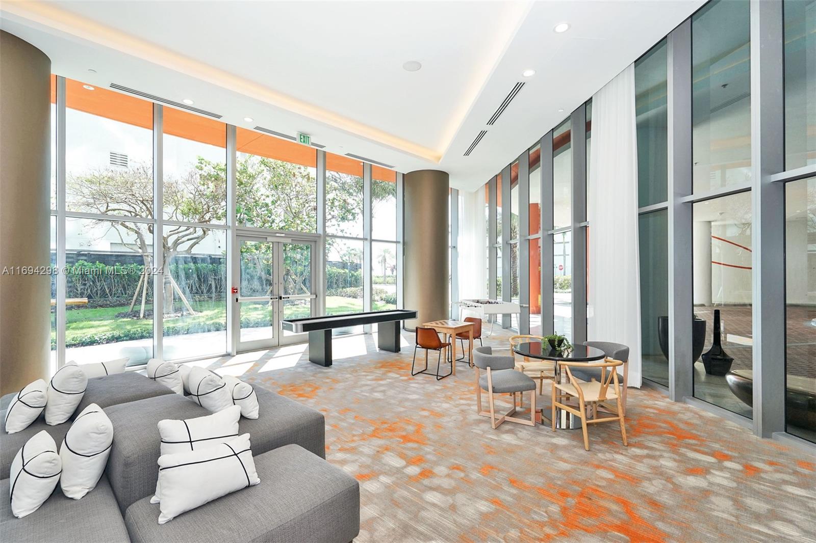 4111 SOUTH OCEAN DRIVE CO - Residential Lease