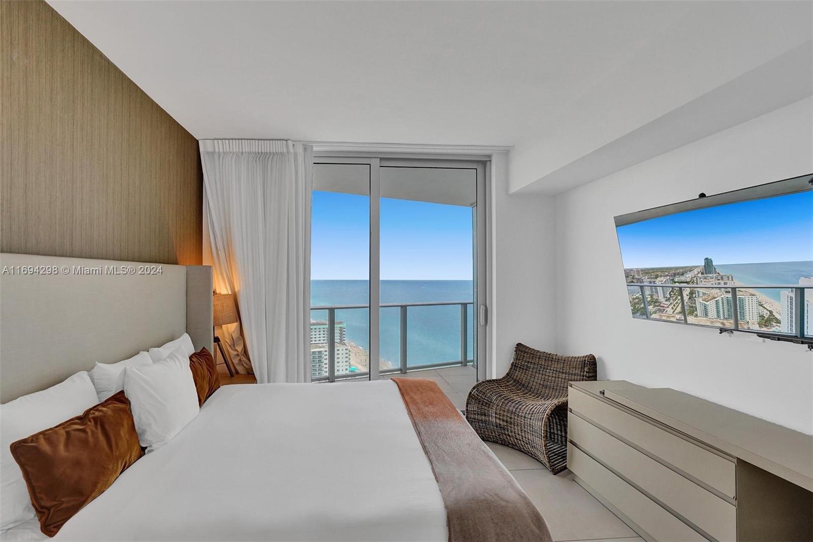 4111 SOUTH OCEAN DRIVE CO - Residential Lease