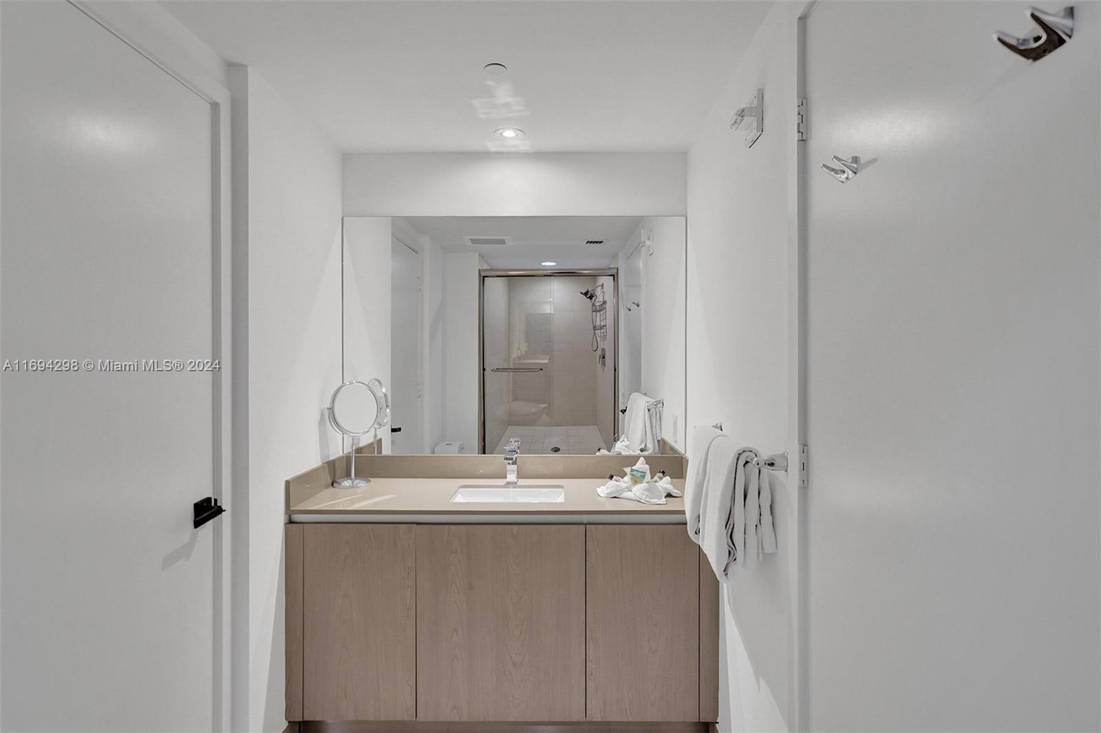 4111 SOUTH OCEAN DRIVE CO - Residential Lease