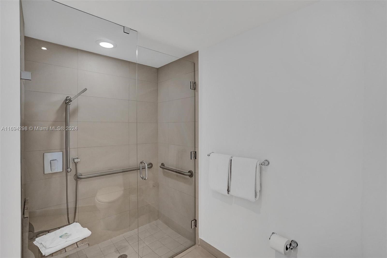 4111 SOUTH OCEAN DRIVE CO - Residential Lease