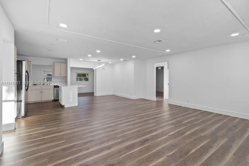 ORIOLE-MARGATE SEC 4 - Residential