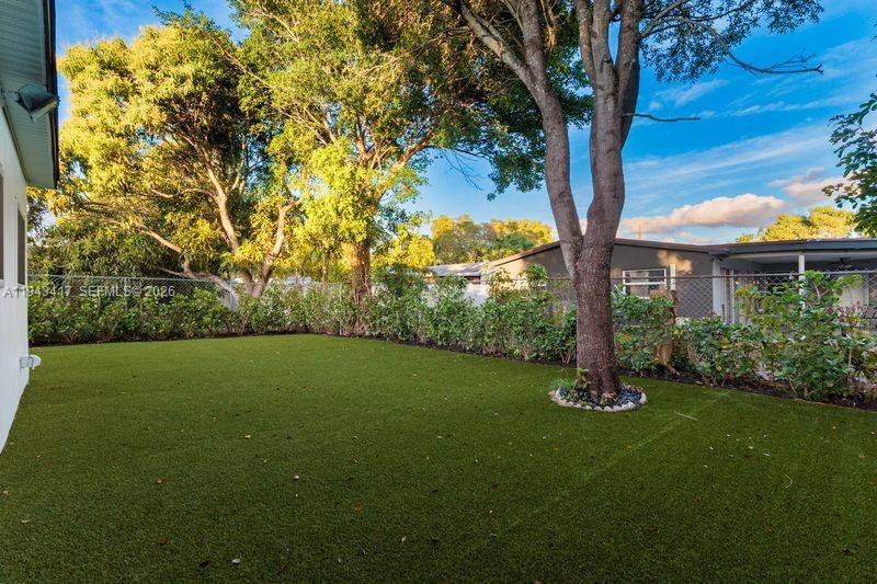 ORIOLE-MARGATE SEC 4 - Residential