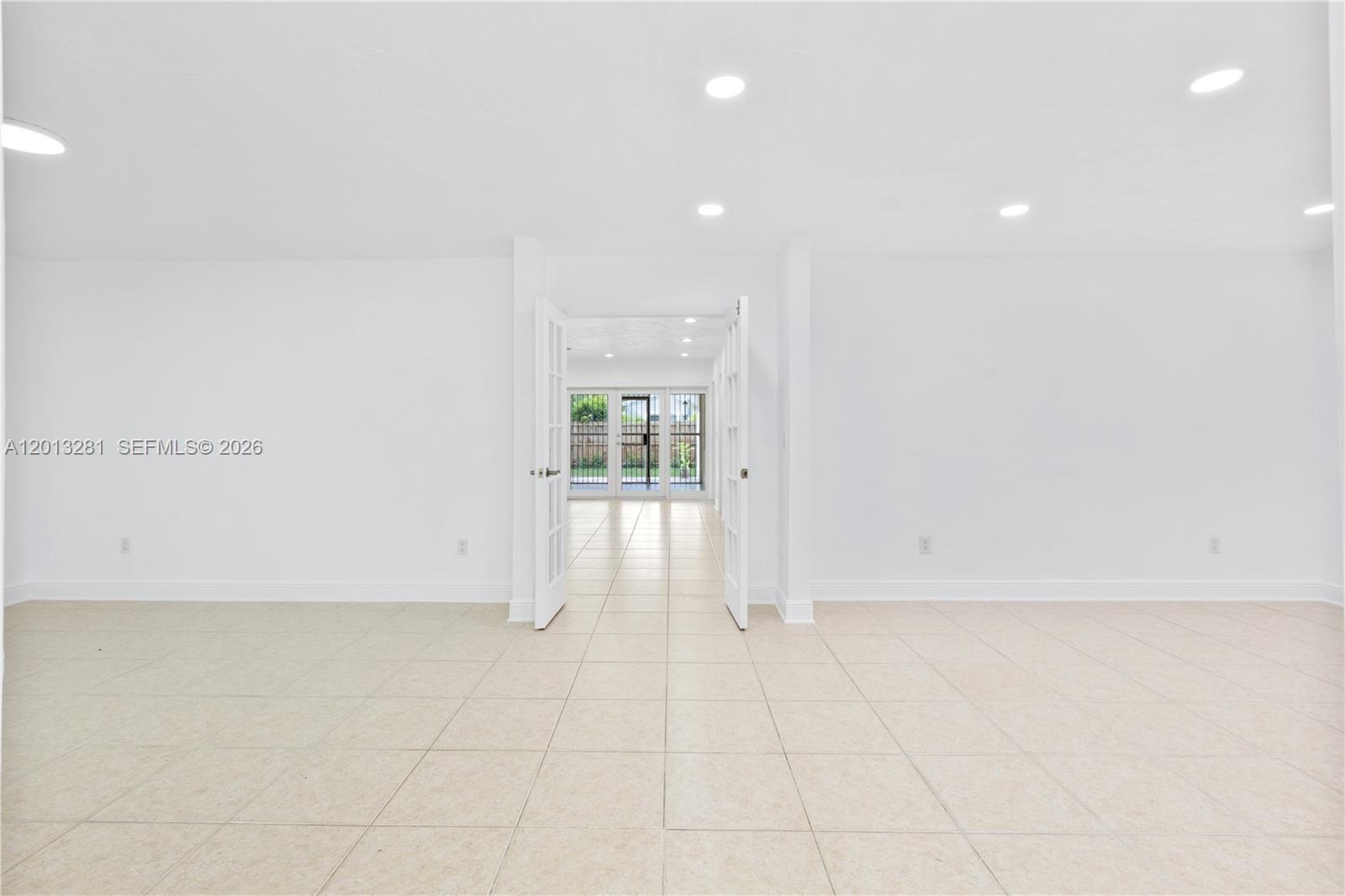 5770 SW 55 st