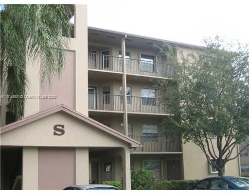 Rental Property at 1351 Sw 125th Ave 314S, Pembroke Pines, Miami-Dade County, Florida - Bedrooms: 2 
Bathrooms: 2  - $2,200 MO.