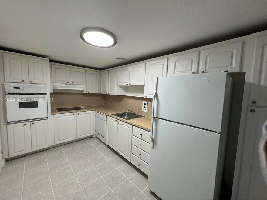 SOUTH FACING UNIT WITH OCEAN VIEW AND INTRACOASTAL VIEWS AS WELL.  BEST OF BOTH WORLDS.  UNIT FEATURES ONE ANMD A HALF BATHS WITH IMPACT GLASS AND LAUNDRY FACILITIES ON EACH FLOOR.  BUILDING FEATURES FULL GYM, POOL, AND IS OCEANSIDE.  WALK TO THE BEACH JUST STEPS AWAY.  ONSITE MANAGEMENT AND MAINTENANCE.  SHORT TERM RENTALS PERMITTED.
BALCONIES WITH REFITTED WITH NEW REBAR AND CONCRETE RECENTLY.