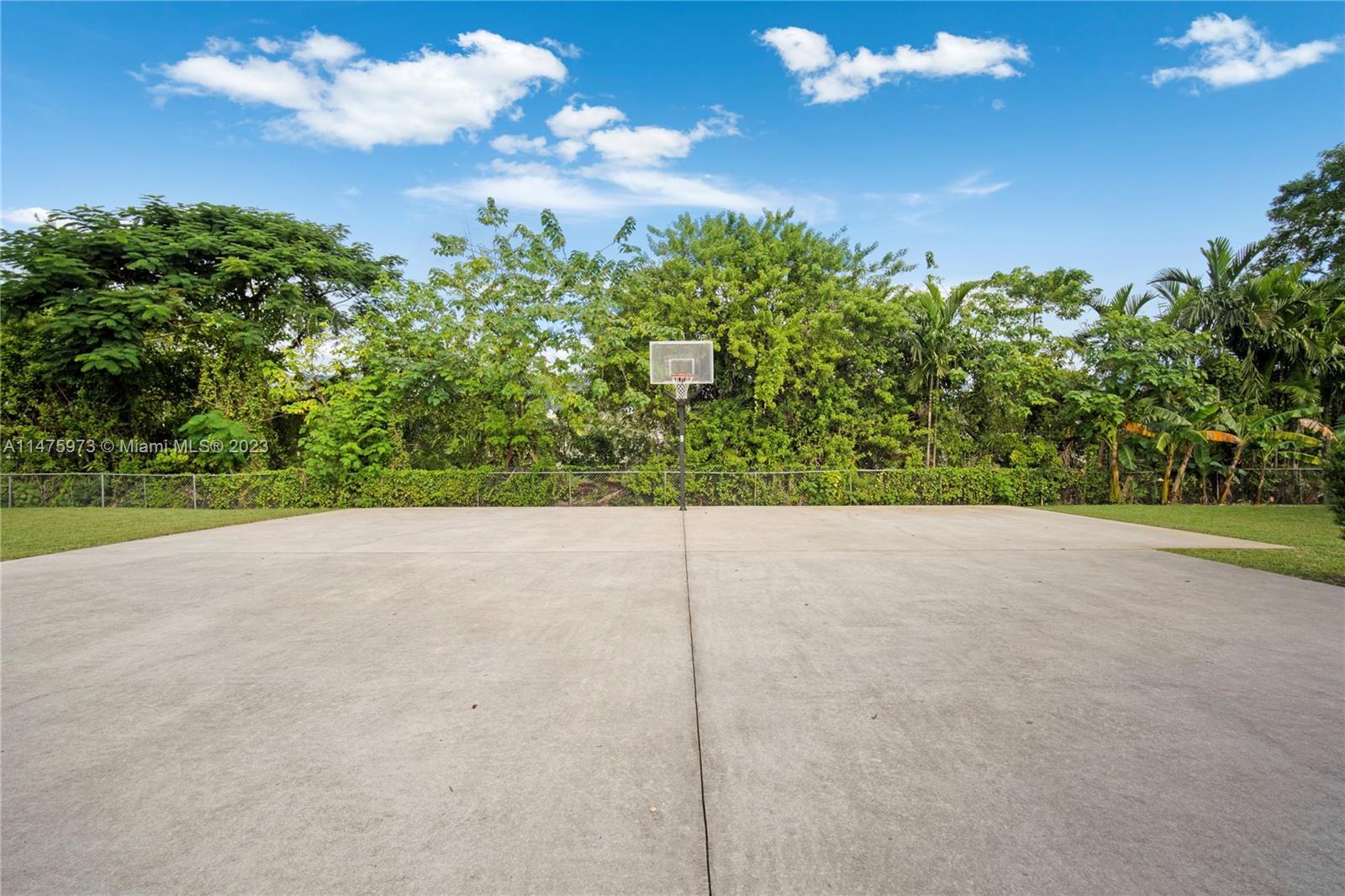 BIRD ROAD FARMSITES - Residential