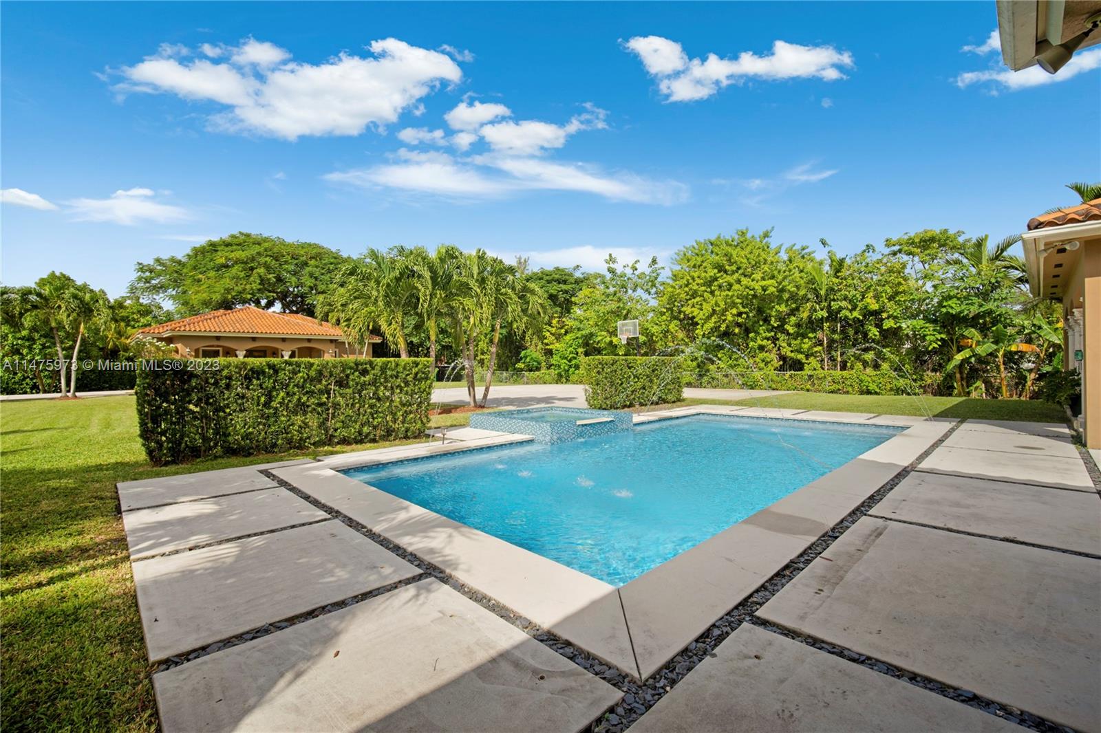 BIRD ROAD FARMSITES - Residential