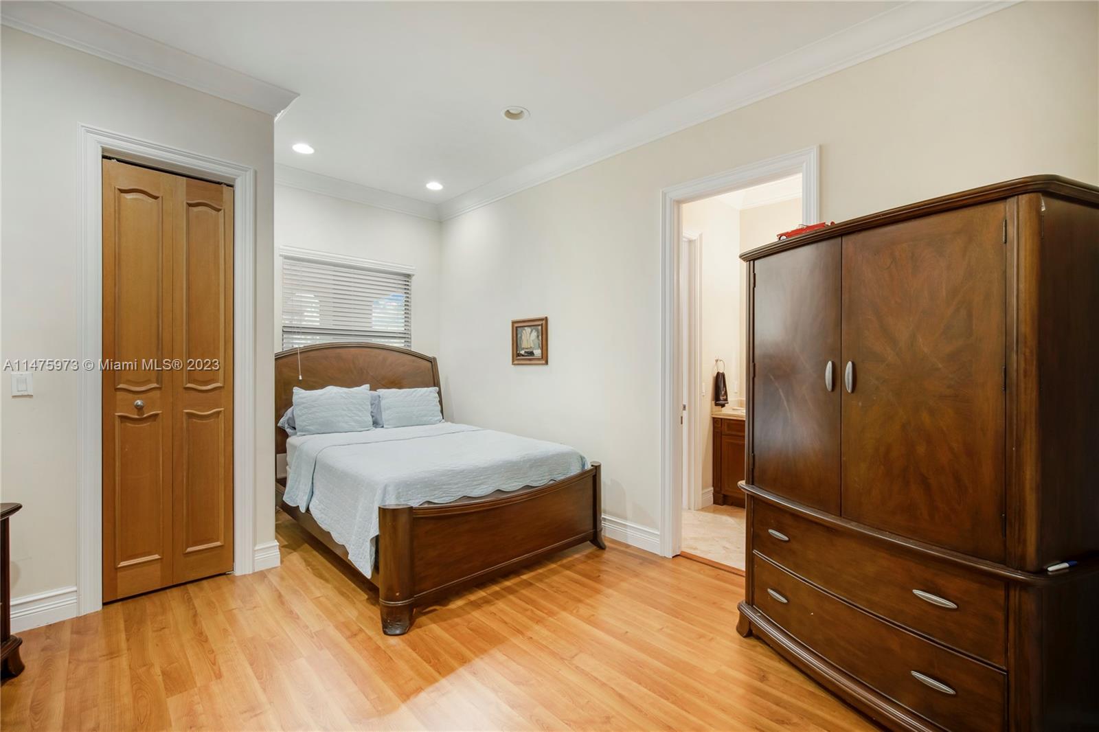 BIRD ROAD FARMSITES - Residential