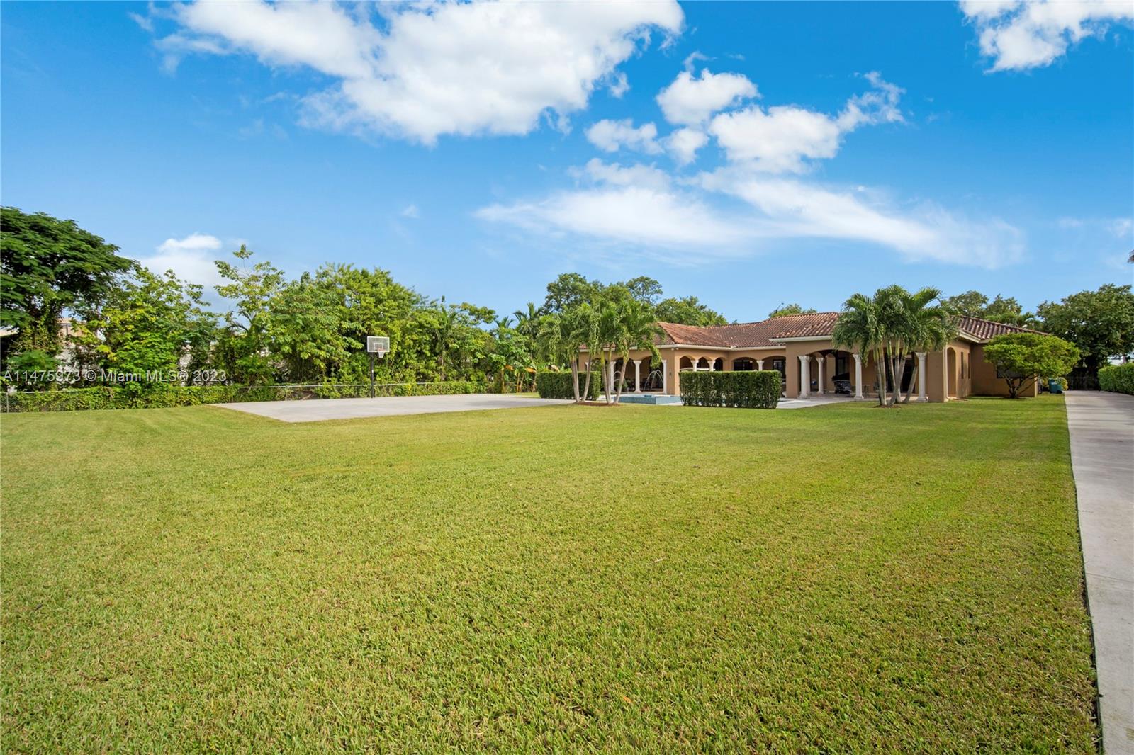 BIRD ROAD FARMSITES - Residential