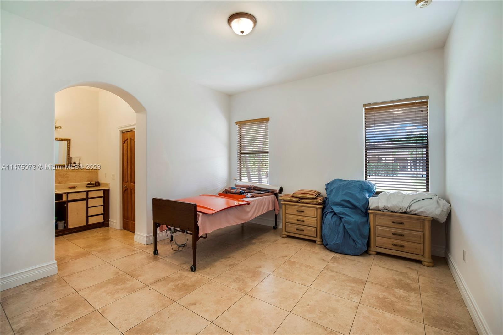 BIRD ROAD FARMSITES - Residential